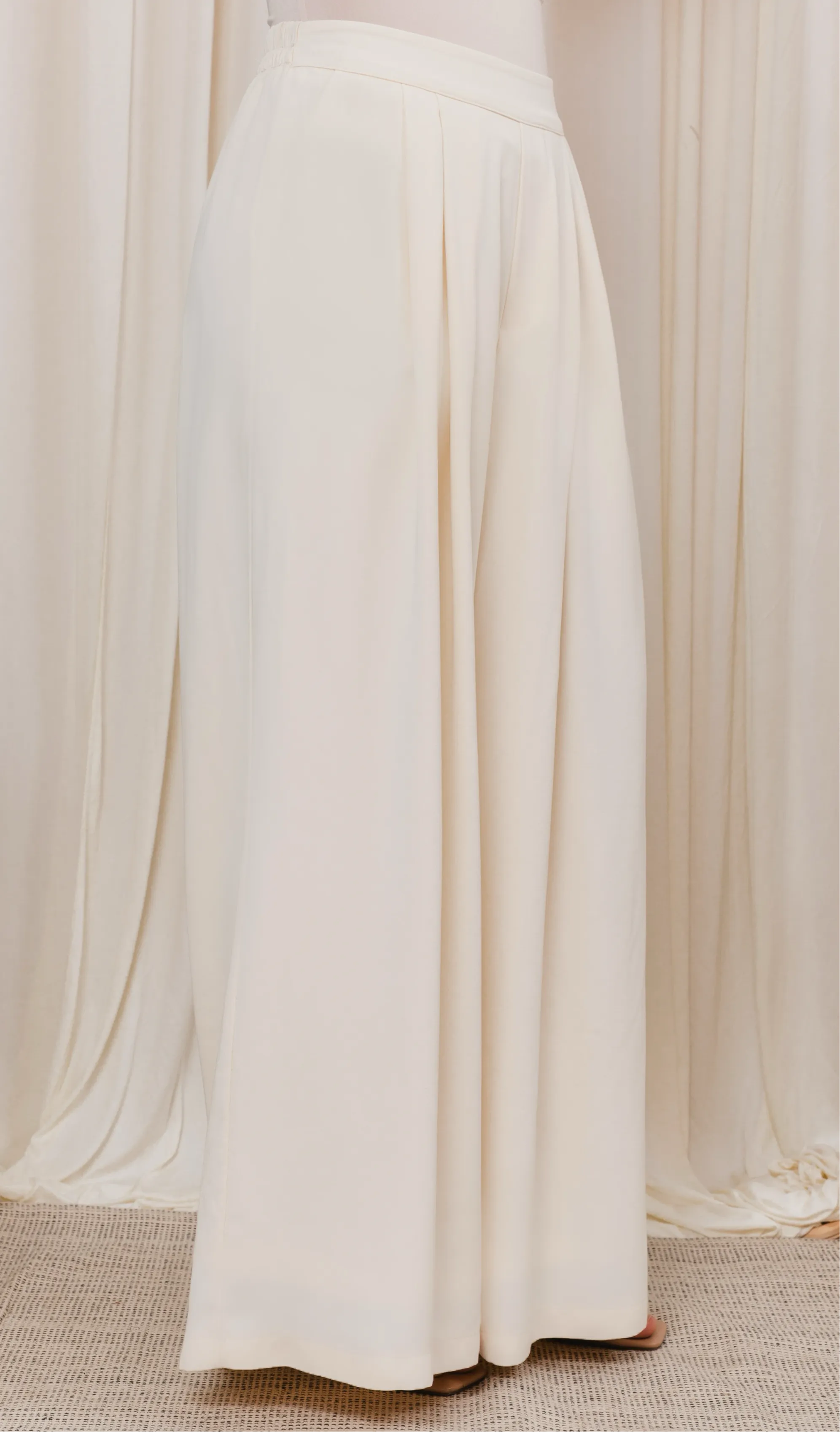 Cream Signature SE Trousers