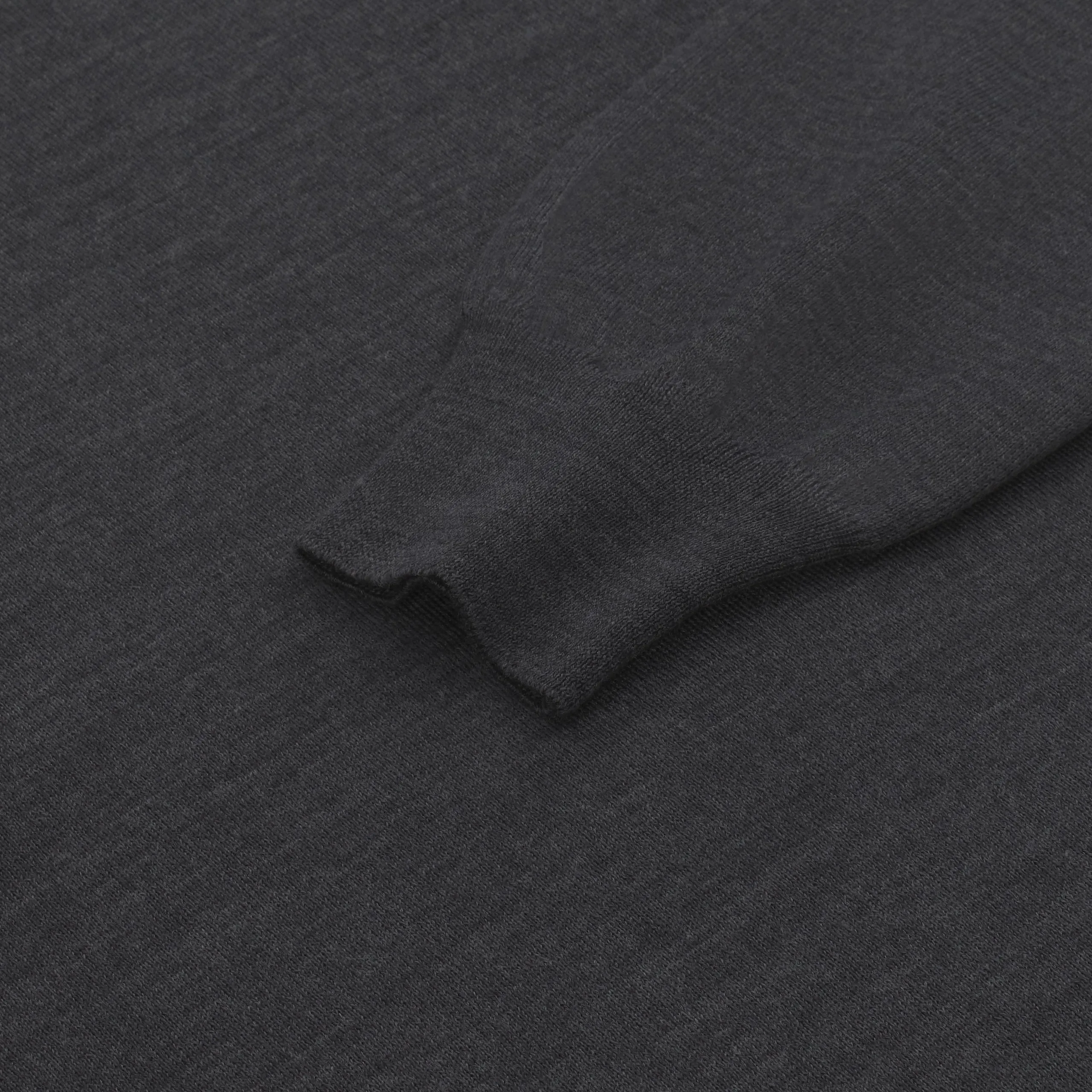 Crew-Neck Wool Pullover in Dark Grey Melange