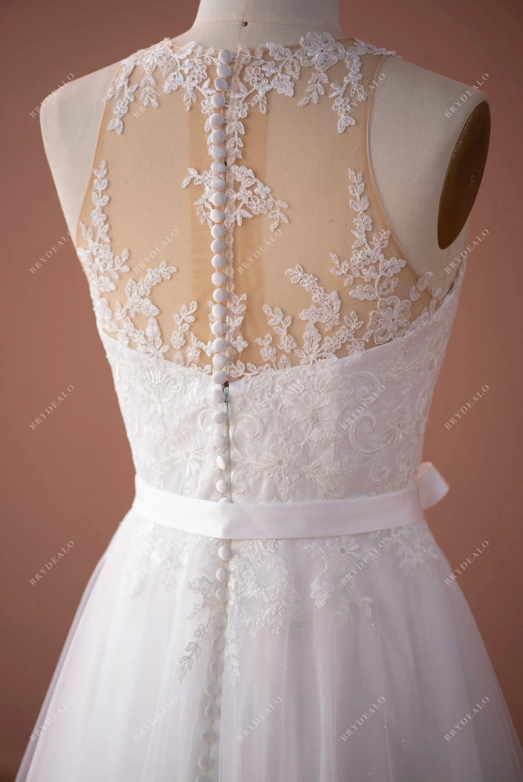 Delicate Lace A-Line Wedding Dress