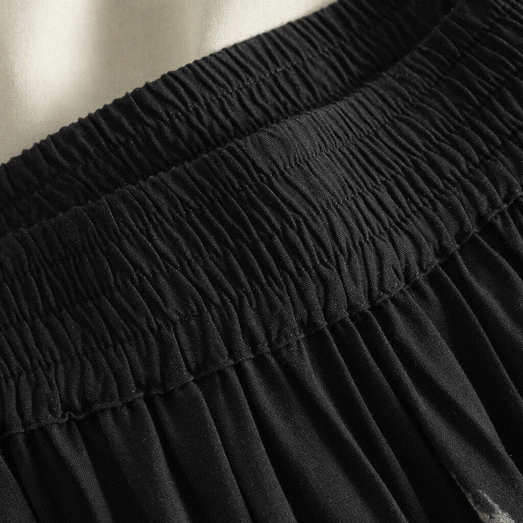 Kia skirt in the most beautiful print / 100036 - Black Printed
