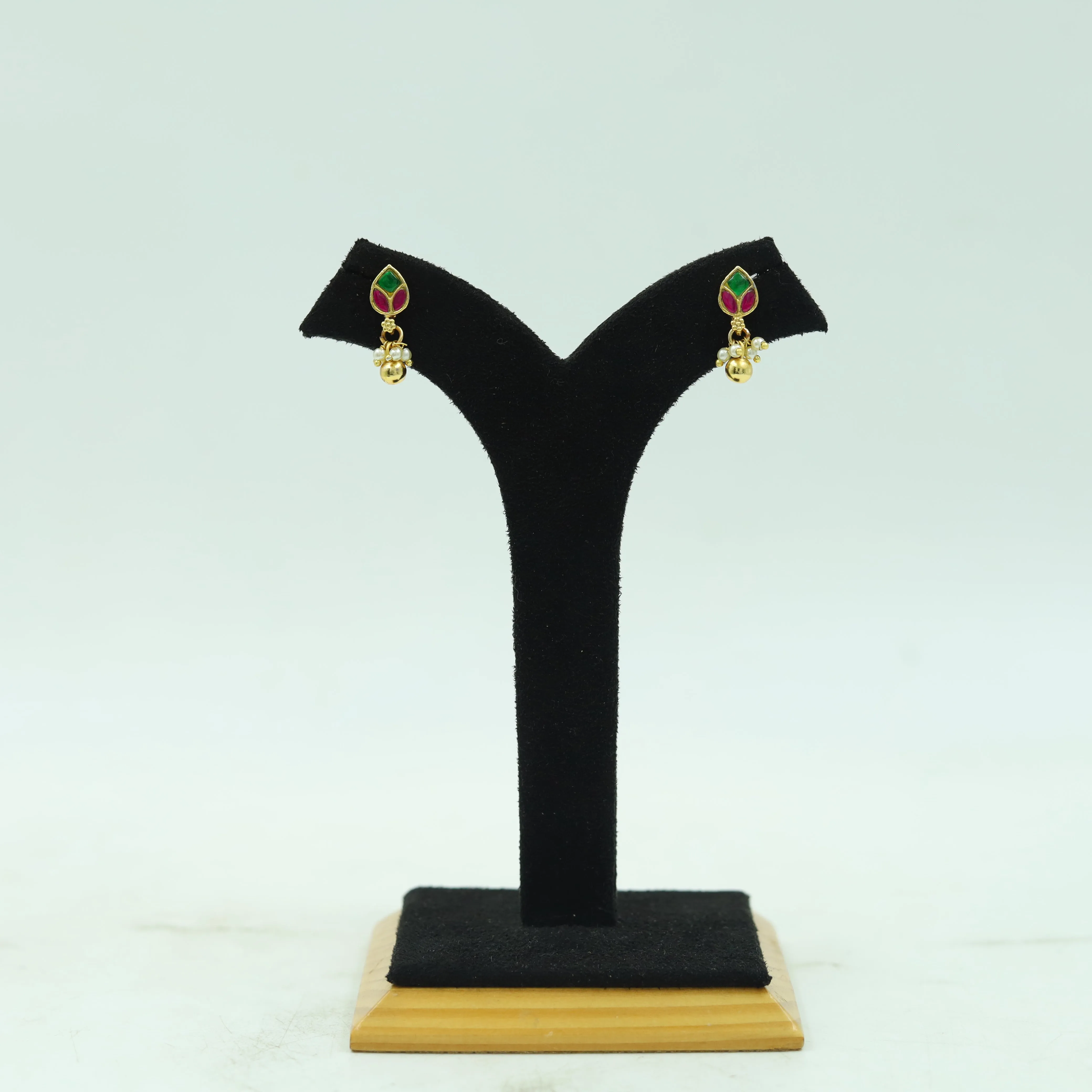 Round Neck Antique Gold Plated Necklace Set 16709-28