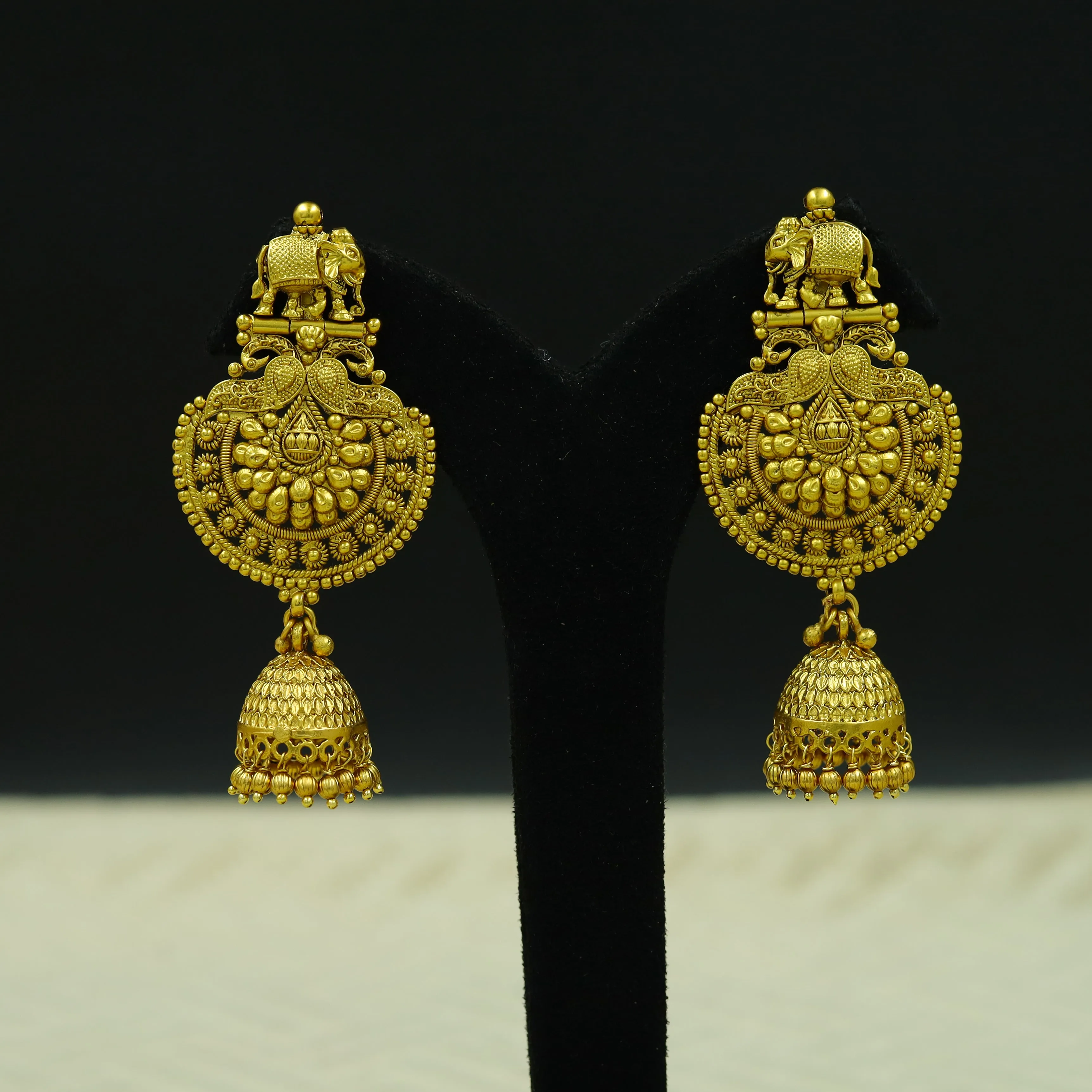 Round Neck Antique Necklace Set 12079-28