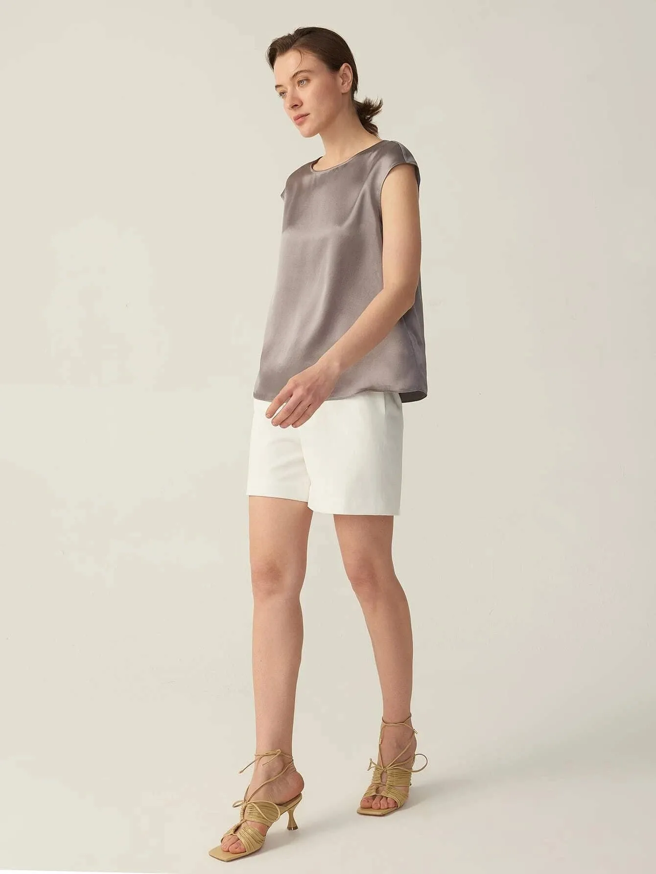 Simple Pure 100% 22mm Mulberry Silk Grade 6a Sleeveless  Silk T Shirt for Women