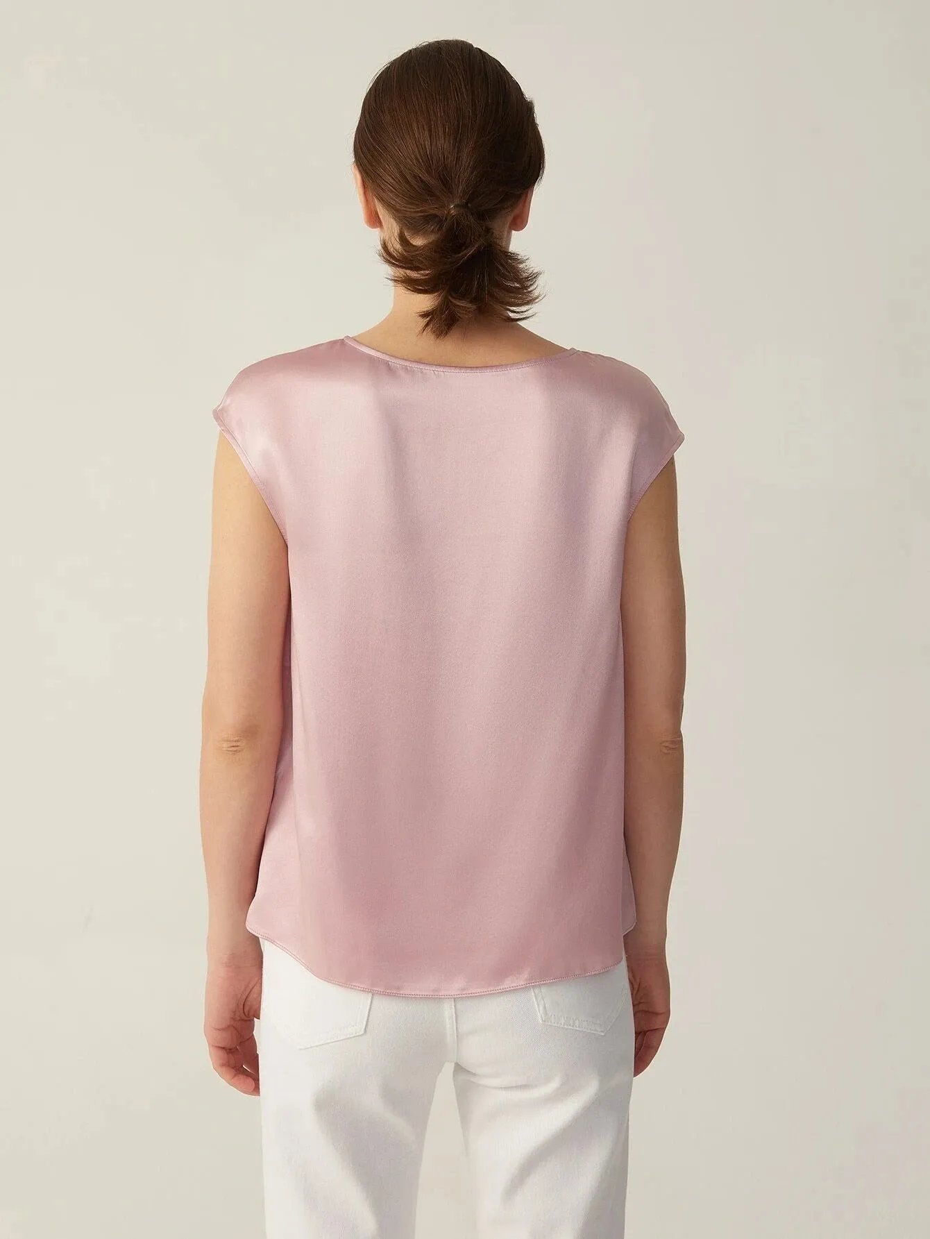 Simple Pure 100% 22mm Mulberry Silk Grade 6a Sleeveless  Silk T Shirt for Women