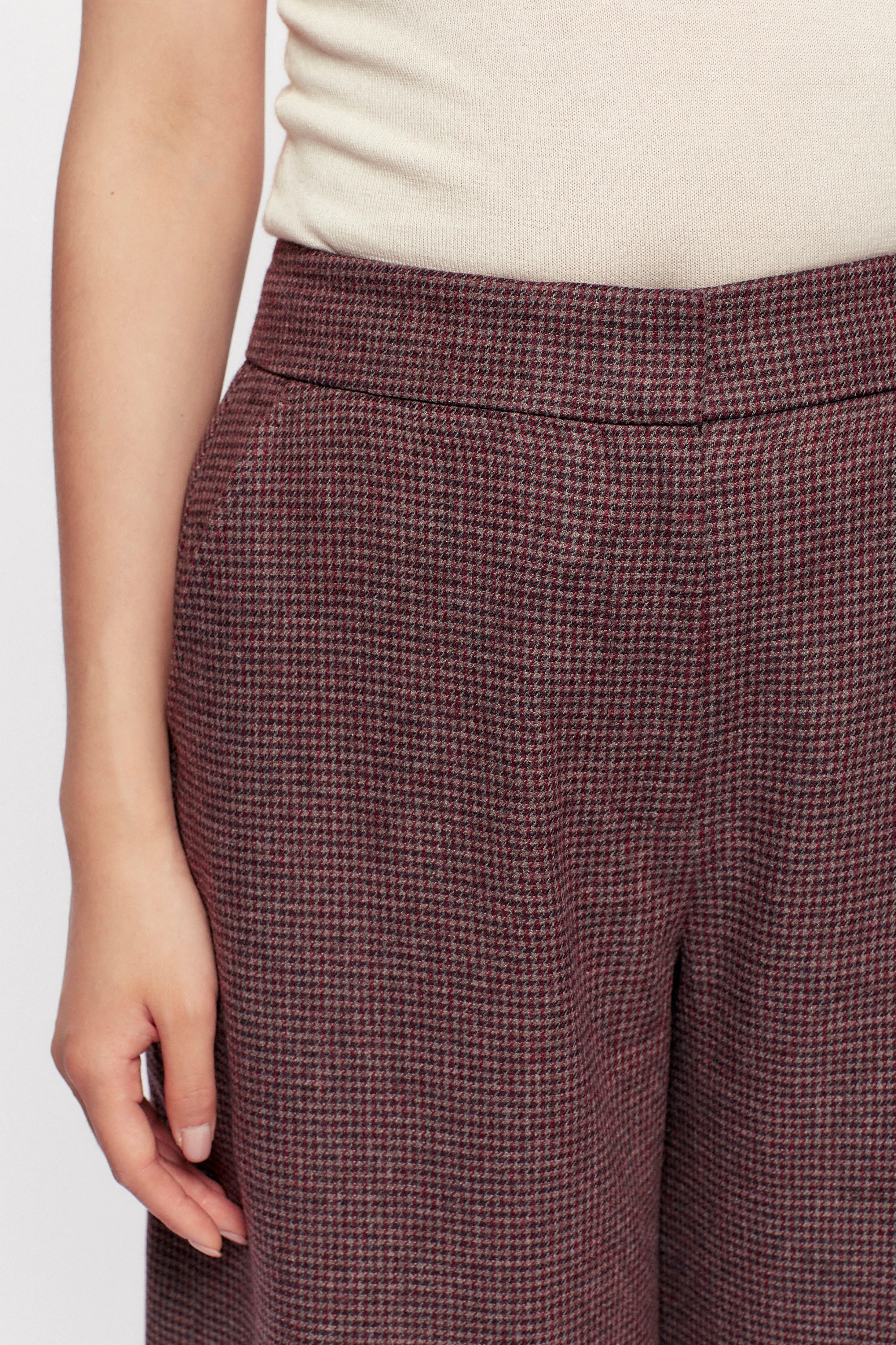 Women's Nuba Wool Trouser in Houndstooth 417