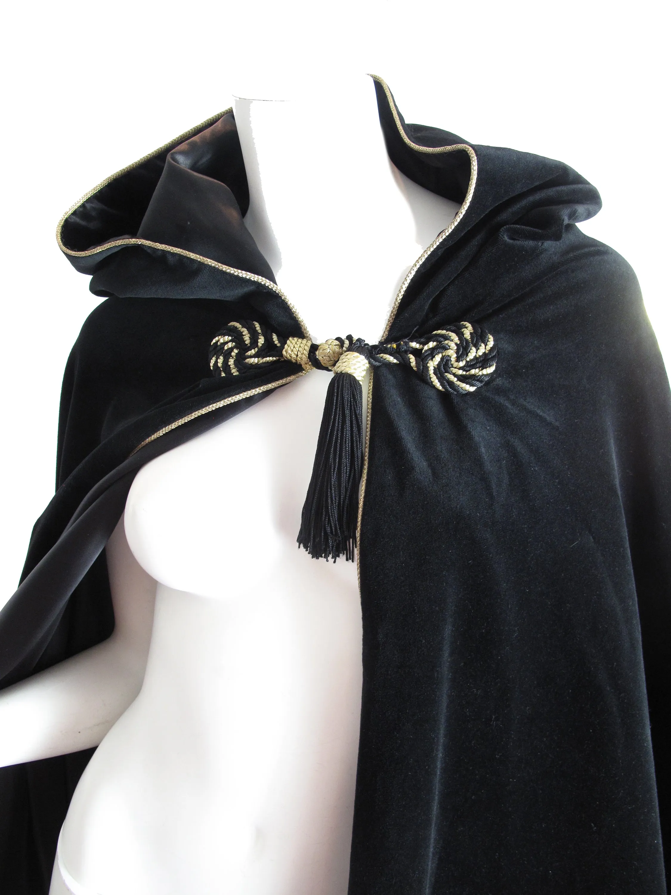 YVES SAINT LAURENT Velvet Tassel Cape